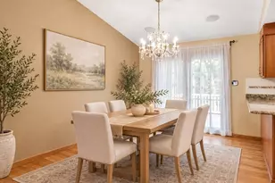31 Wildmere Ave, Burlington, MA 01803 - Photo 10