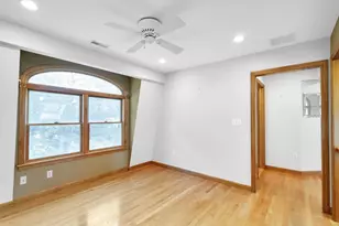 31 Wildmere Ave, Burlington, MA 01803 - Photo 22