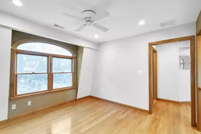 31 Wildmere Ave, Burlington, MA 01803 - Photo 22