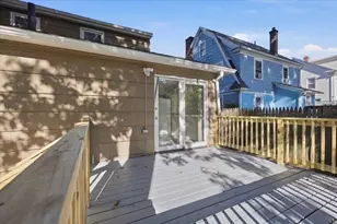 11-13 Palmyra St, Springfield, MA 01118 - Photo 32