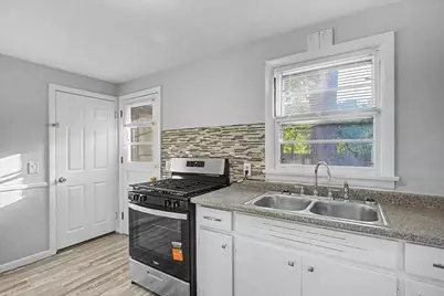 11-13 Palmyra St, Springfield, MA 01118 - Photo 22