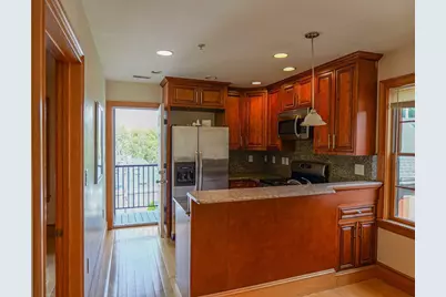 93 Gore St #3, Cambridge, MA 02141 - Photo 2