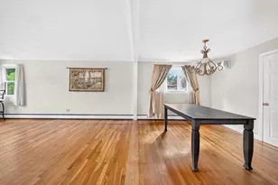 33 Fairchild Ave, Saugus, MA 01906 - Photo 8