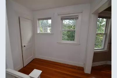 27 Sears Avenue #2, Melrose, MA 02176 - Photo 2