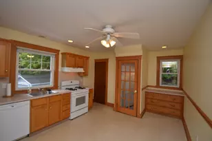 27 Sears Ave, Melrose, MA 02176 - Photo 8