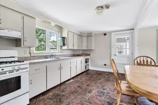 4 Cherry St, Wareham, MA 02571 - Photo 18
