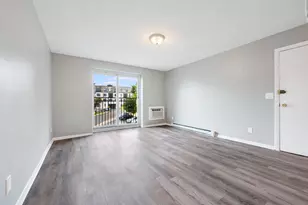 16 Waldemar Ave, Boston, MA 02128 - Photo 8