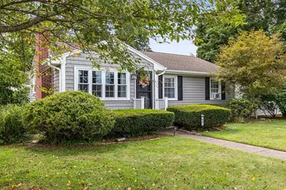 55 St Laurent, Seekonk, MA 02771 - Photo 2