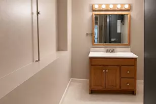 29 Church St, Weymouth, MA 02189 - Photo 12