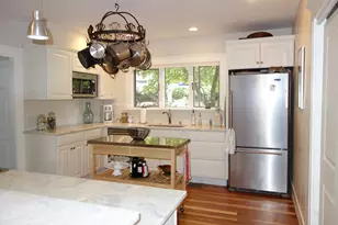 162 Jersey St, Marblehead, MA 01945 - Photo 6
