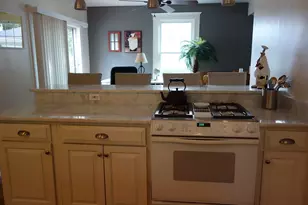 162 Jersey St, Marblehead, MA 01945 - Photo 8
