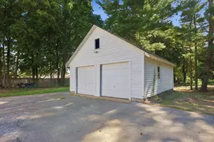 814 College Hwy, Southwick, MA 01077 - Photo 4