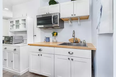 162 Jersey Street #A, Marblehead, MA 01945 - Photo 10