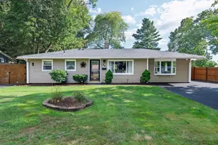 25 Marie Ave, Brockton, MA 02302 - Photo 2