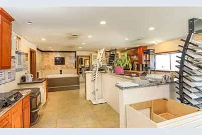 570 Turnpike St, Easton, MA 02334 - Photo 8