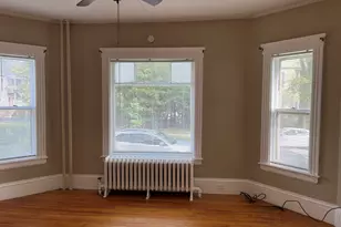 39 Tower St, Worcester, MA 01606 - Photo 2