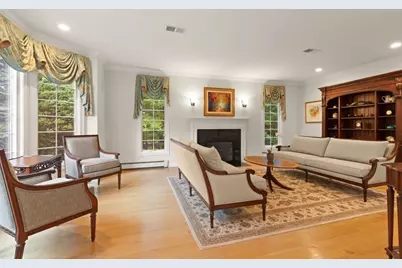 66 Eisenhower Dr, Sharon, MA 02067 - Photo 4