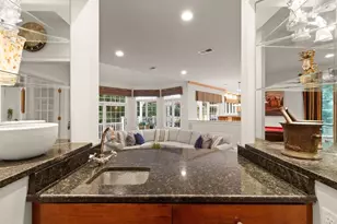 66 Eisenhower Dr, Sharon, MA 02067 - Photo 8