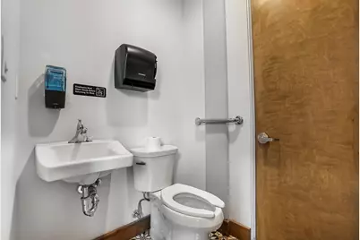 350 Pleasant St #GHI, Watertown, MA 02472 - Photo 10
