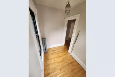 34 Laurel St #1, Holyoke, MA 01040 - Photo 12