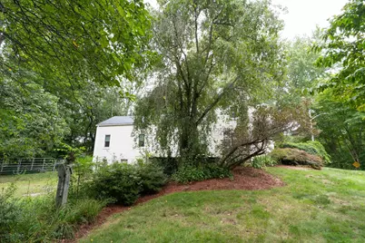 7 Huguenot Rd, Oxford, MA 01540 - Photo 10