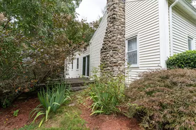 7 Huguenot Rd, Oxford, MA 01540 - Photo 6