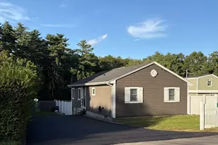52 Chipaway Rd, Freetown, MA 02717 - Photo 2