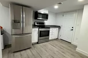 100 Farm St, Bellingham, MA 02019 - Photo 40