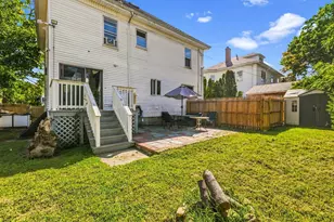 7 Plymouth St, New Bedford, MA 02740 - Photo 32