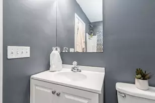 89 Auburn St, Haverhill, MA 01830 - Photo 10