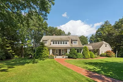 7 Strawberry Hill Ln, Tyngsborough, MA 01904 - Photo 1