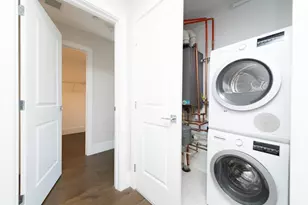 214 Market St, Boston, MA 02135 - Photo 14