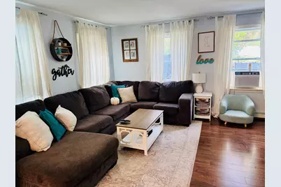 20 Memorial St, Templeton, MA 01436 - Photo 10