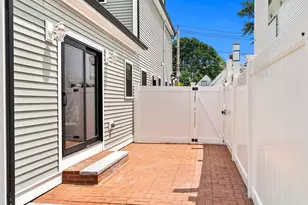 20 Plain St, Boston, MA 02122 - Photo 30
