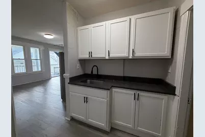 99 Cross St #3R, Southbridge, MA 01550 - Photo 4