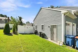 60 Avery St, New Bedford, MA 02745 - Photo 4