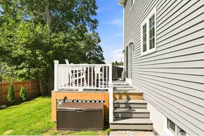 60 Avery St, New Bedford, MA 02745 - Photo 6
