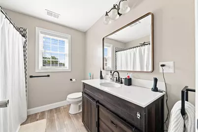 60 Avery St, New Bedford, MA 02745 - Photo 34