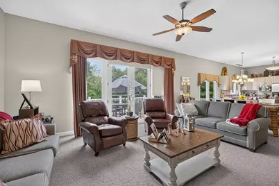 196 High Meadow Dr, West Springfield, MA 01089 - Photo 18