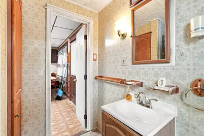 41 Ludger Ave, Chicopee, MA 01020 - Photo 22
