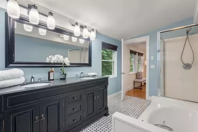 133 Wolcott Road, Brookline, MA 02467 - Photo 14