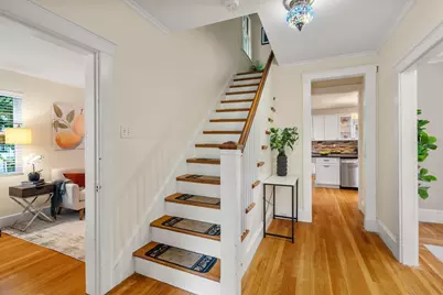 133 Wolcott Road, Brookline, MA 02467 - Photo 2