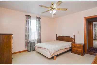 38 Pleasant St, Ware, MA 01082 - Photo 28