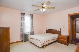 38 Pleasant St, Ware, MA 01082 - Photo 28