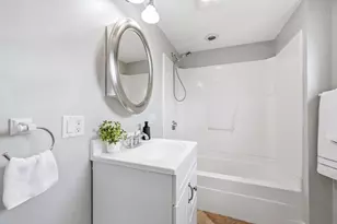 11 Parker St, Boston, MA 02129 - Photo 22