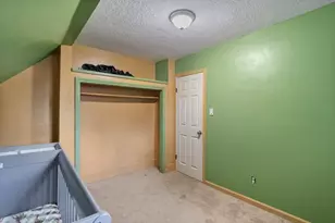 13 Cook St, Holyoke, MA 01040 - Photo 30