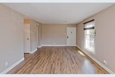 40 Yorktown Dr #D, Springfield, MA 01108 - Photo 16
