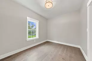 9 Southworth St, Lakeville, MA 02347 - Photo 32