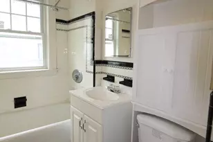 24 Edgecliff Rd, Watertown, MA 02472 - Photo 10