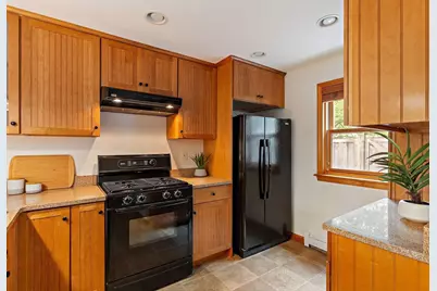 38 Warwick St #38, Somerville, MA 02145 - Photo 4